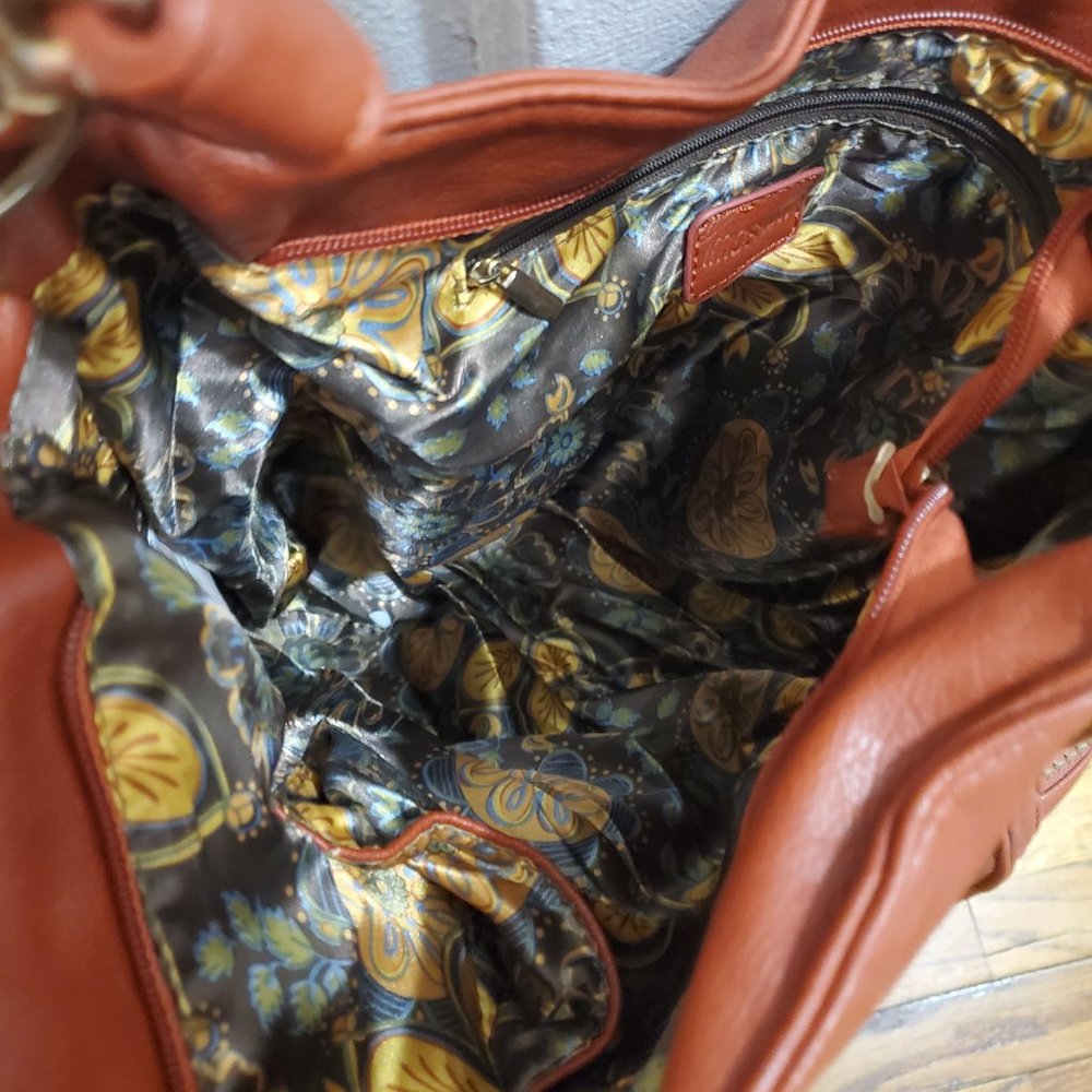 Handbag - Picture 3 of 3